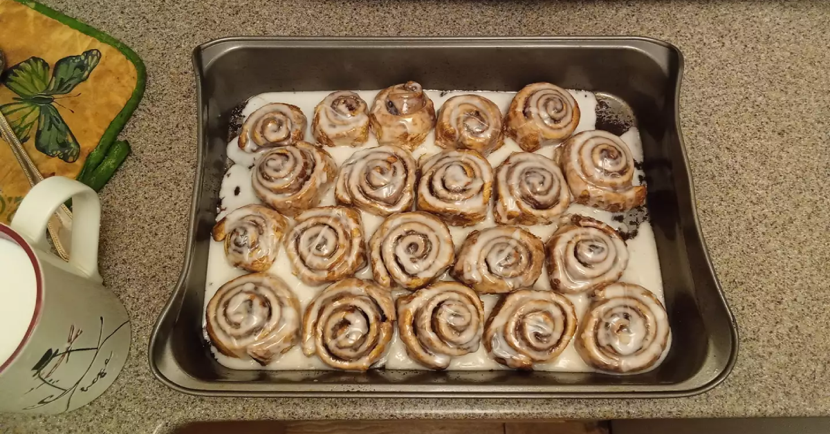 Sourdough Cinnamon Rolls